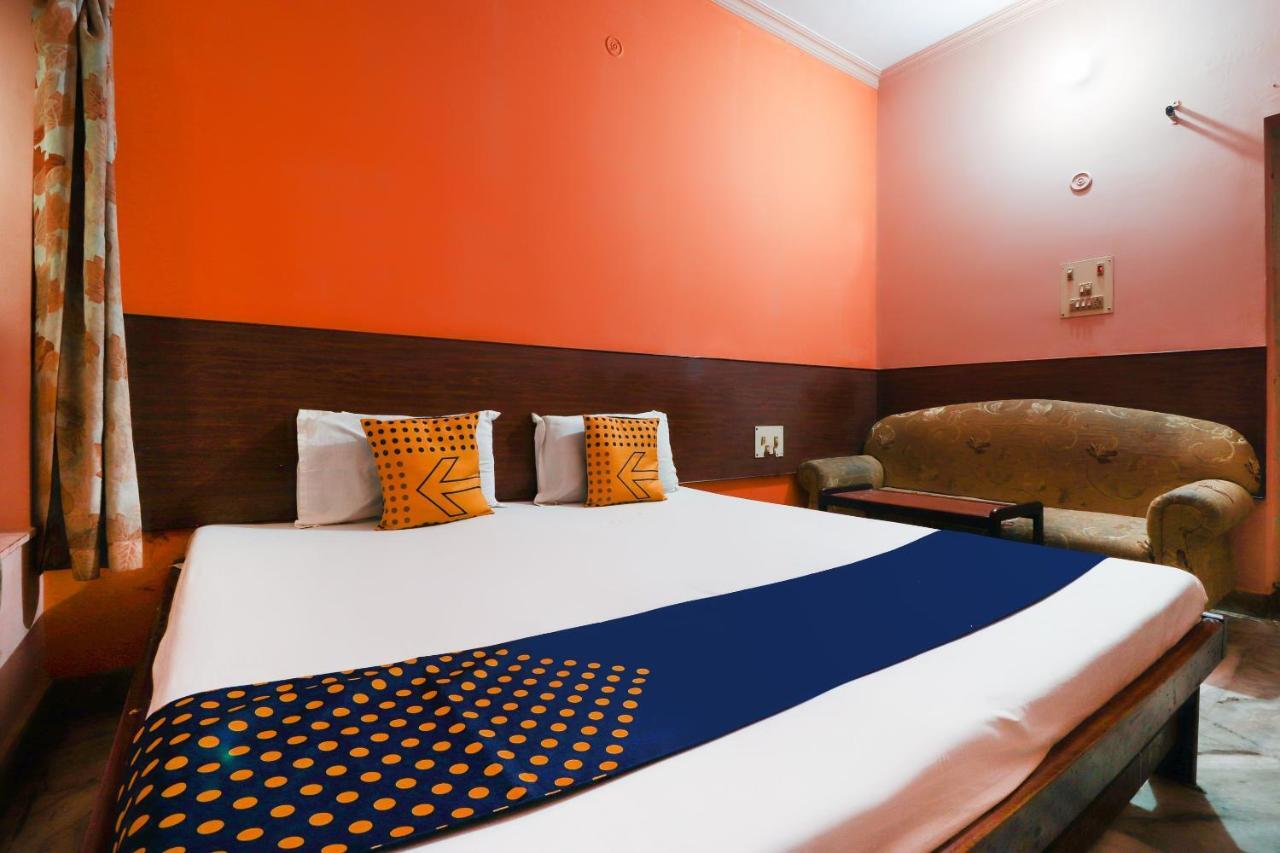 Spot On Jaiswal Guest House Hasanganj Exteriér fotografie